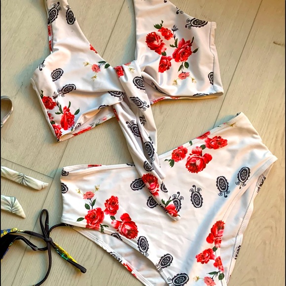 Zaful Patterned Bikini - Picture 3 of 3